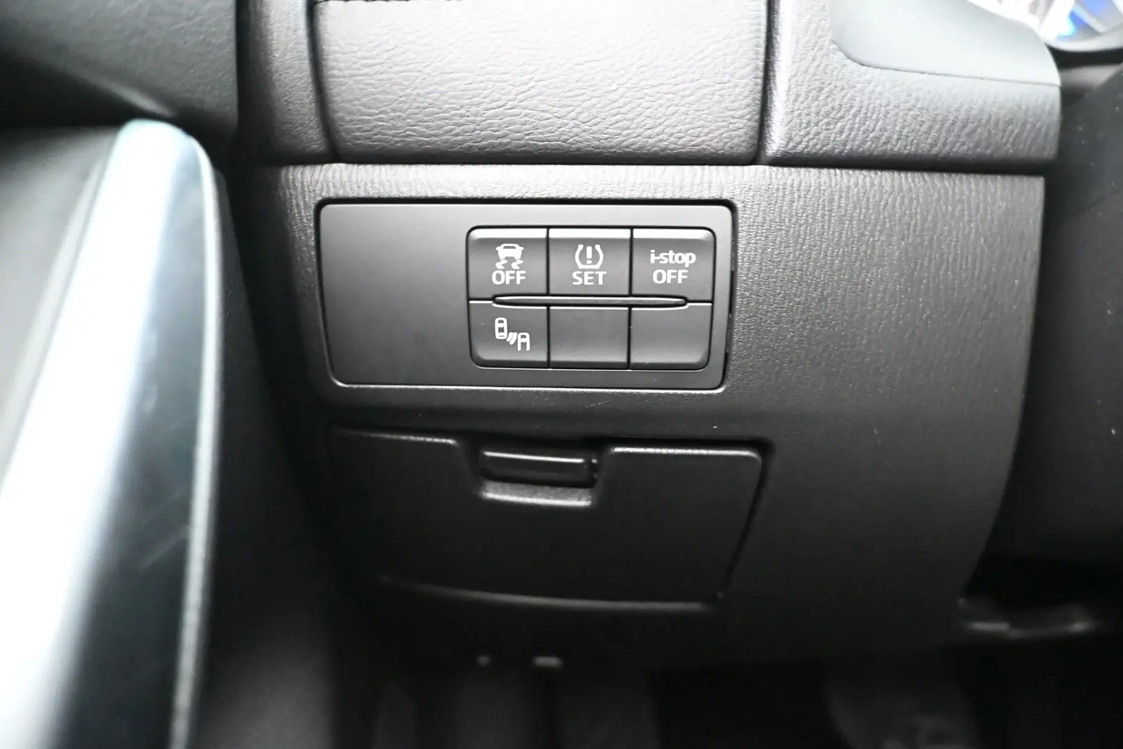 Car Image - 5k4D7DO27c4FyIwp09YZky