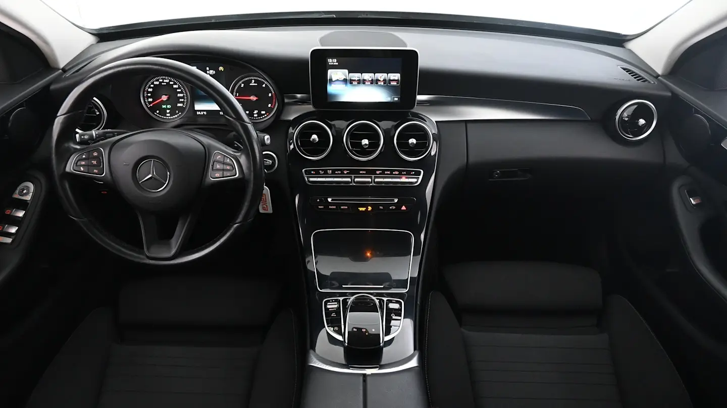 Car Image - 2UbhVywDeqcrq0hX2t58mv