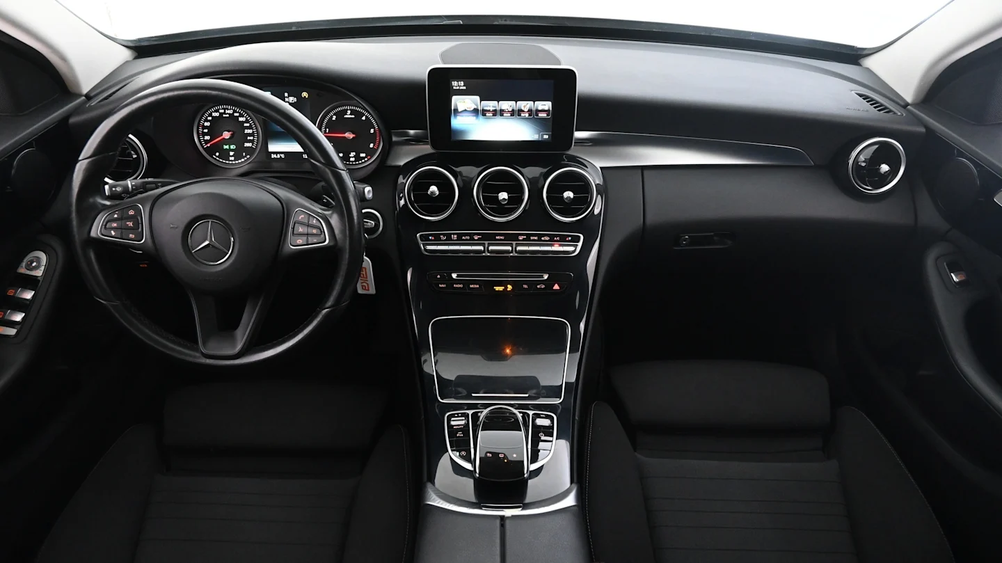 Car Image - 2UbhVywDeqcrq0hX2t58mv
