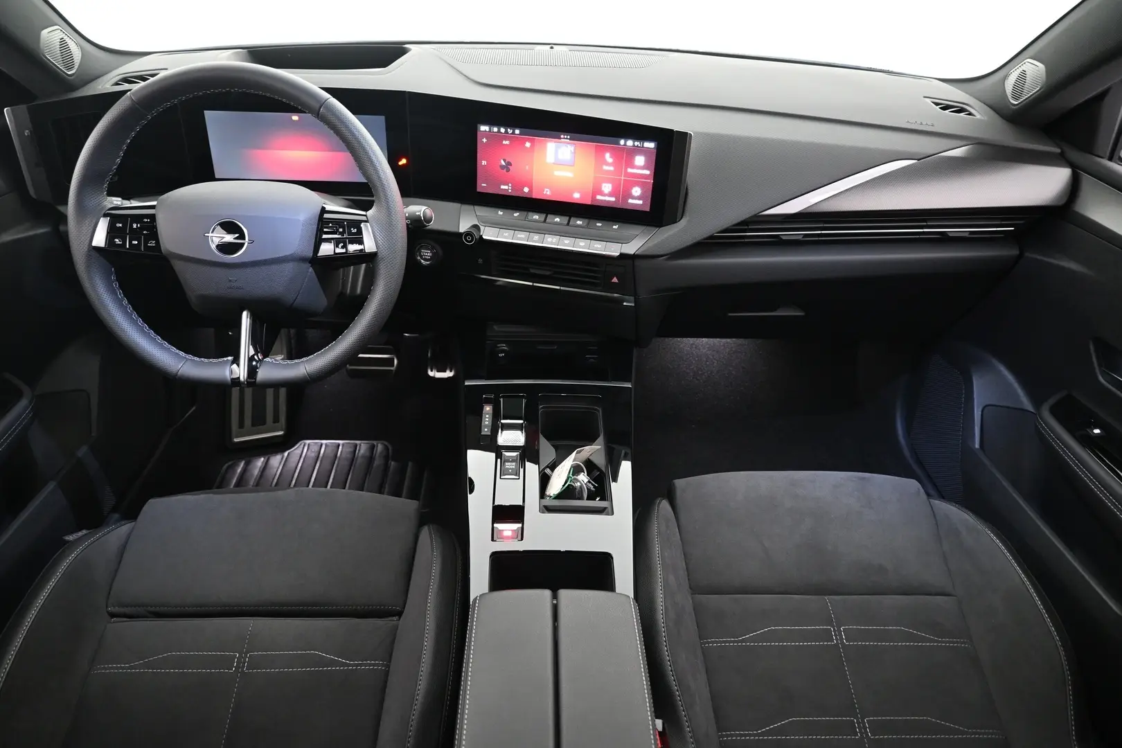 Car Image - 1oToeZyLjUUd4loOWztlb8