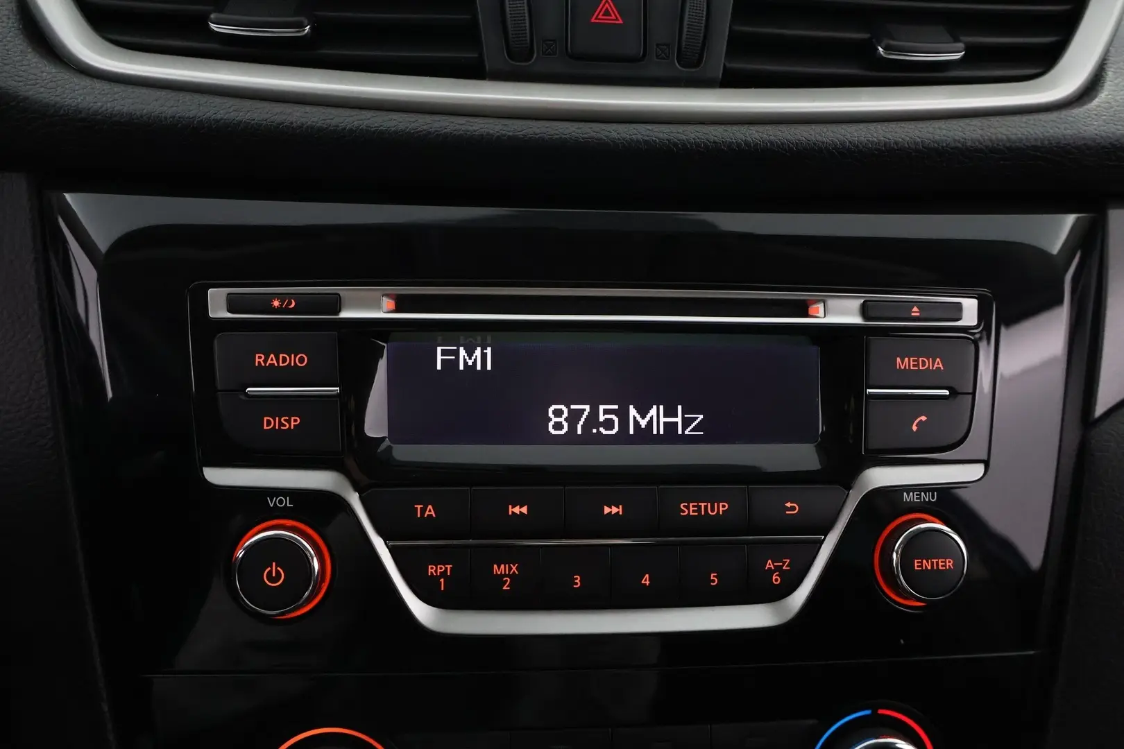 Car Image - 4V3EjnePG7LVuG1aPyBs5t
