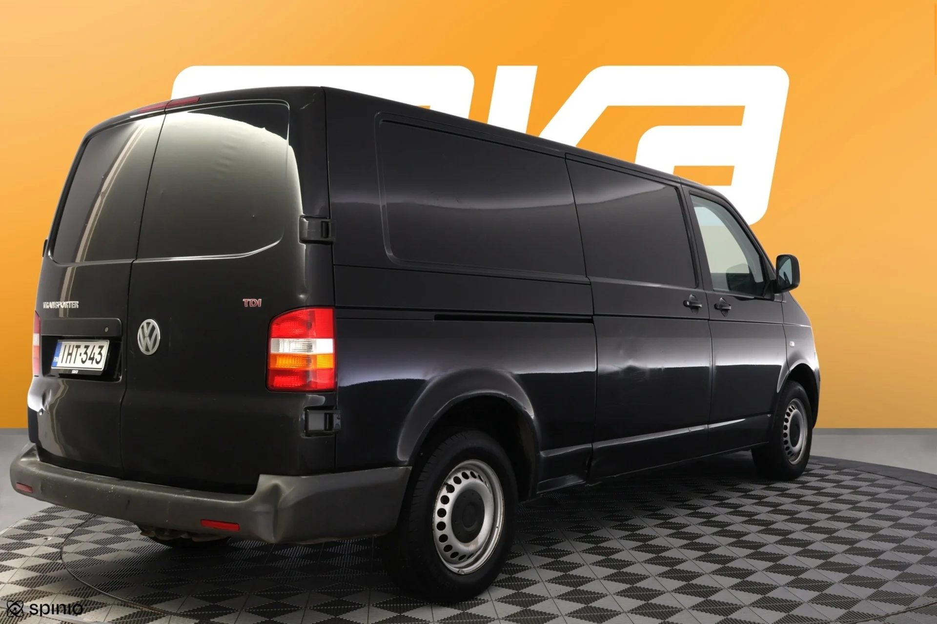 Car Image - 1FyS825JiXBvQPvA8qQqZD