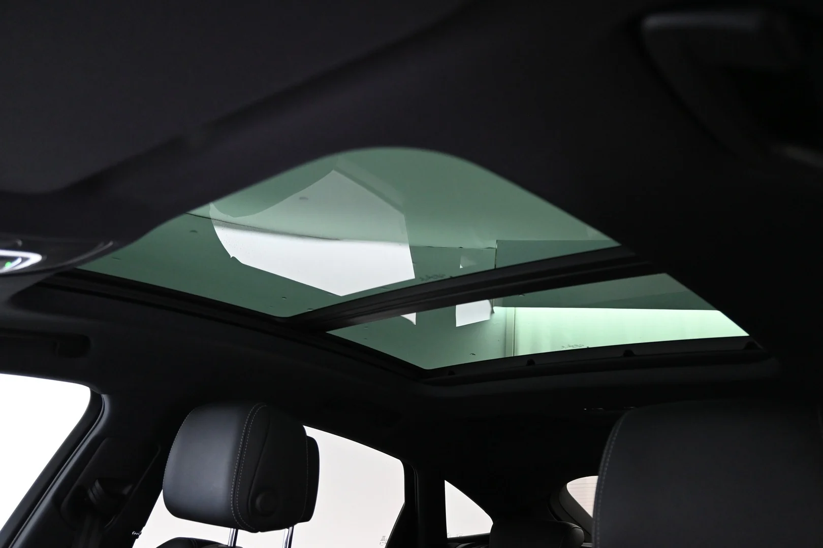 Car Image - 6E8VGmBzF9pgoyVEpYvRcu