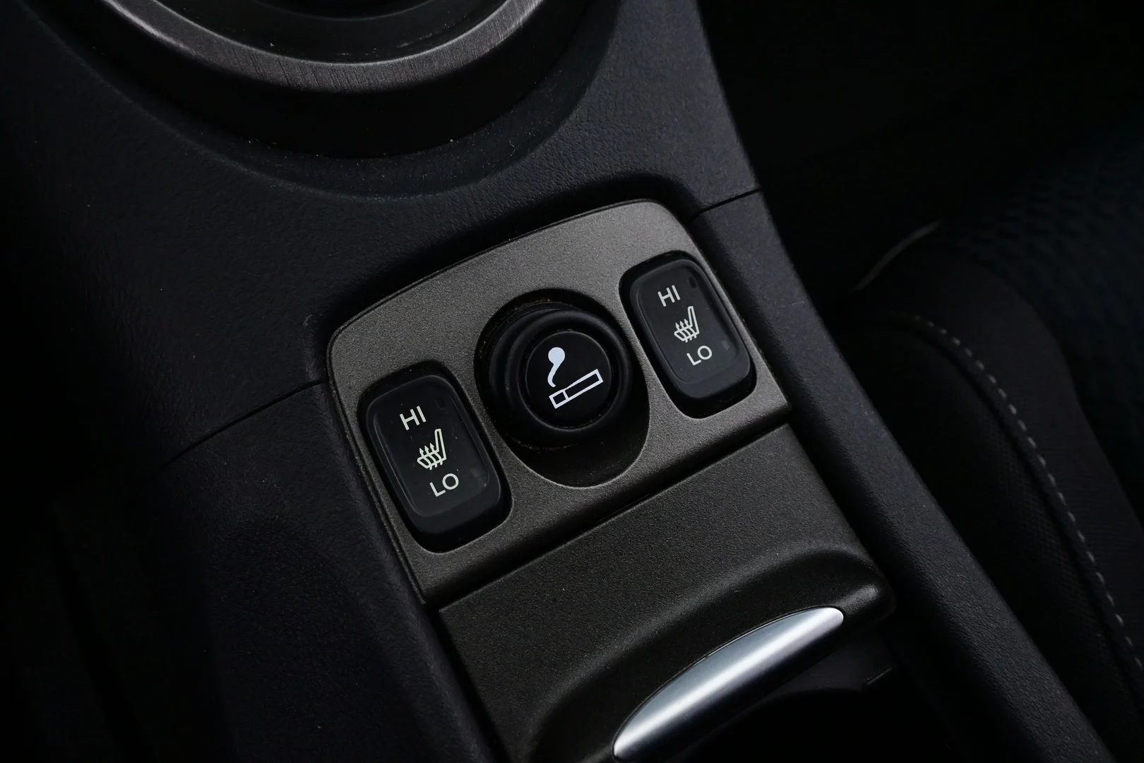 Car Image - 2hNOp4QOPLtrhjCWzeRIN2