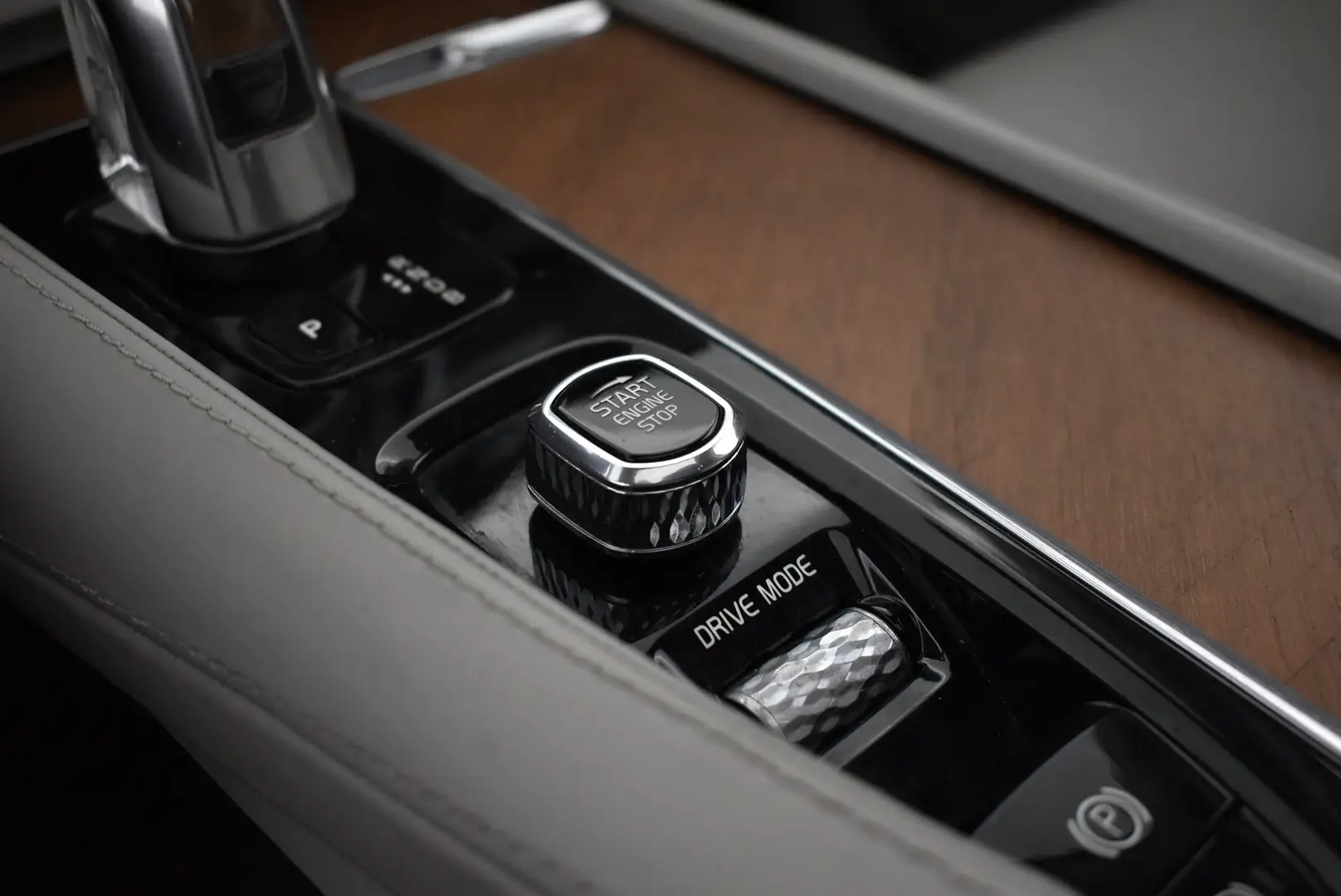Car Image - gCN4XkbBXqFO25tAgJLjb