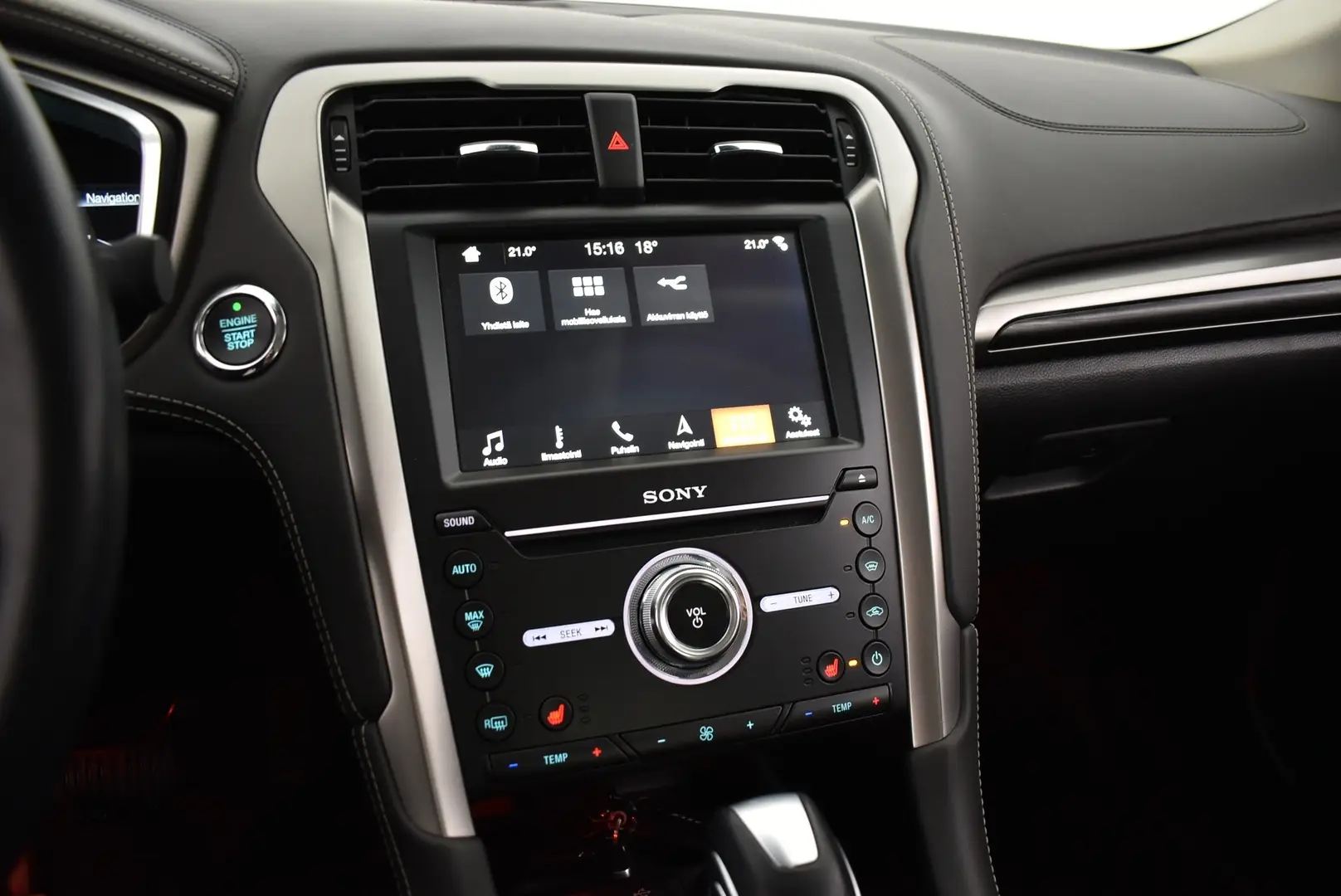 Car Image - J37JX0d9GIqPSzmJkN4bW
