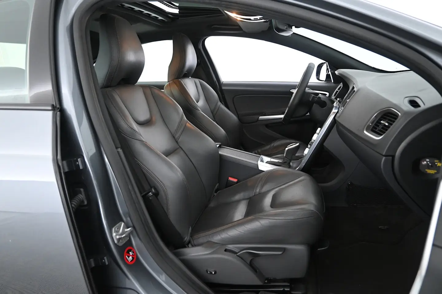 Car Image - 1y95kGpAroF9MyJESKWoel
