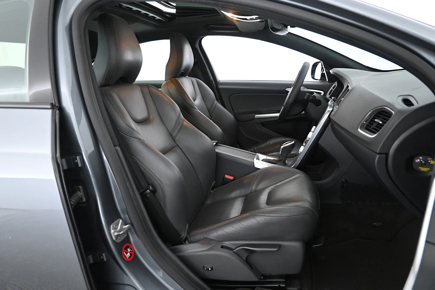 Car Image - 1y95kGpAroF9MyJESKWoel