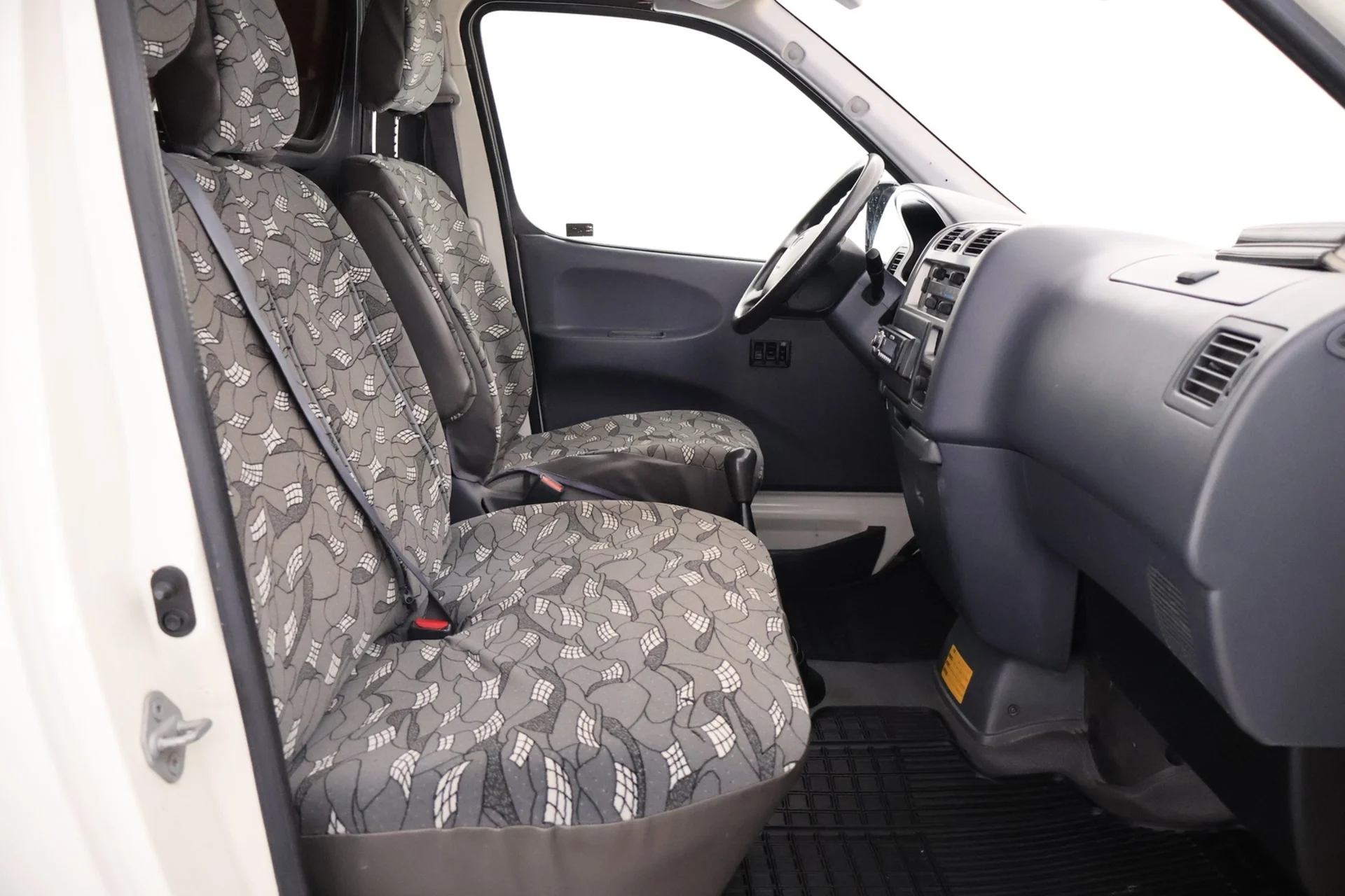 Car Image - 2wh6yBqoDrNYlXkDcTHITf