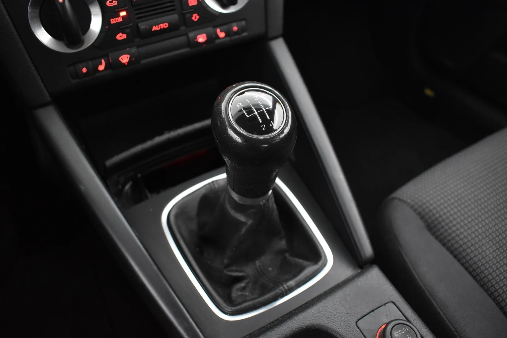 Car Image - 5Hf5pOLQqSaLaQ2bY3zRnm