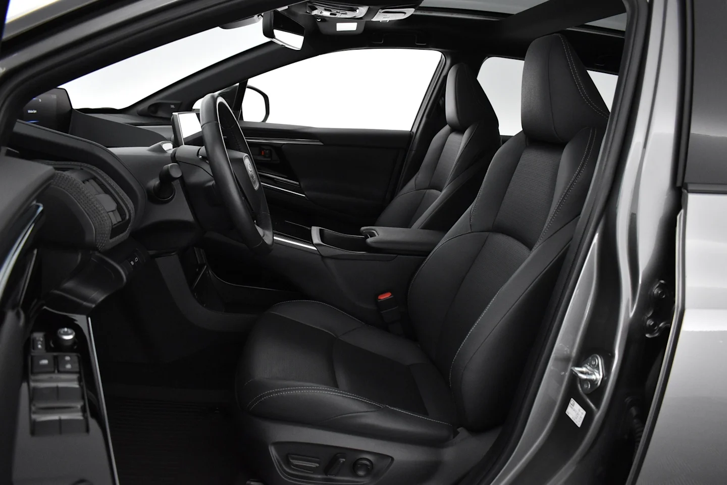 Car Image - 39J1SLYLeAf1WLSjpZKFYD