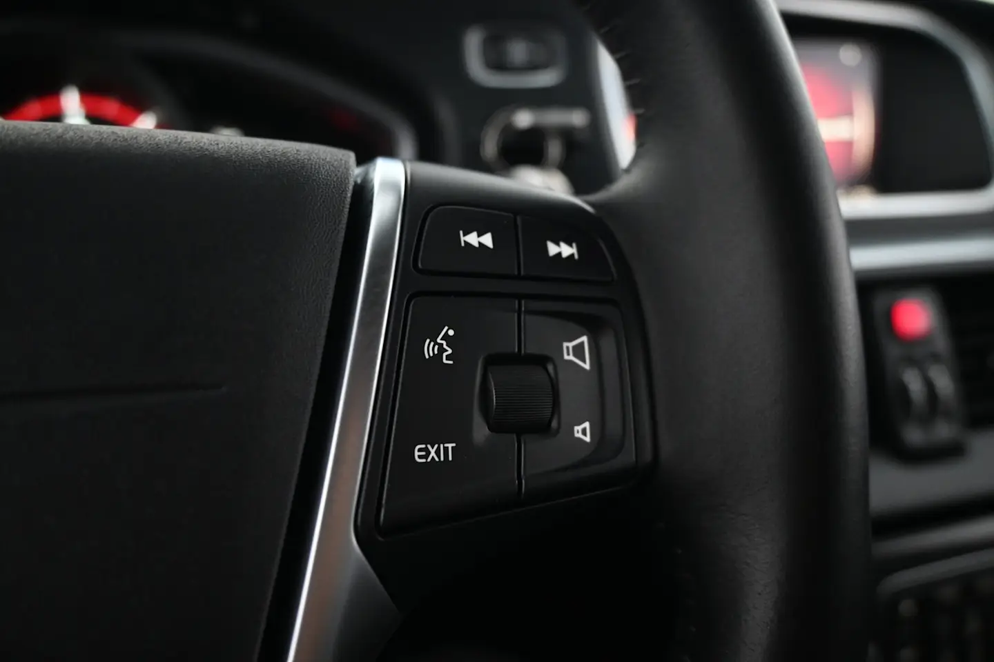 Car Image - K0ThCcFakw1bvtC0641qJ
