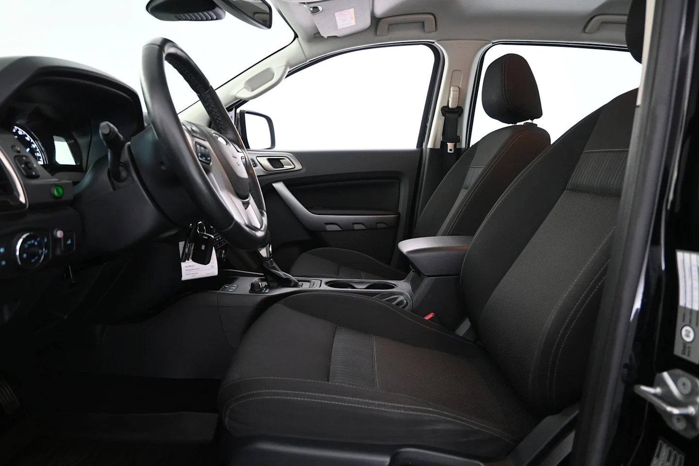 Car Image - 4Hjt2OnYxOB5Xma1R1MIsO