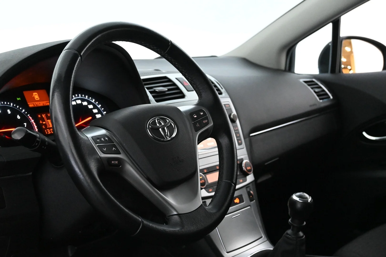 Car Image - 5SgZ2V3veYc7uhKmCqAhtn