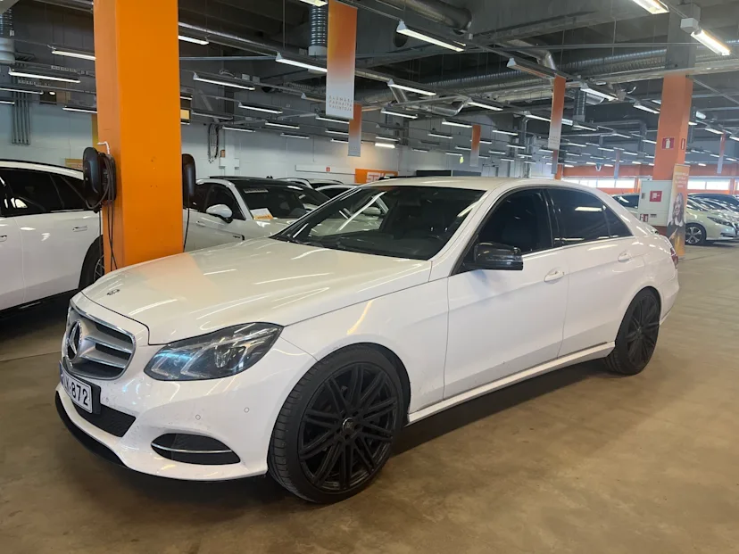 Mercedes-Benz E