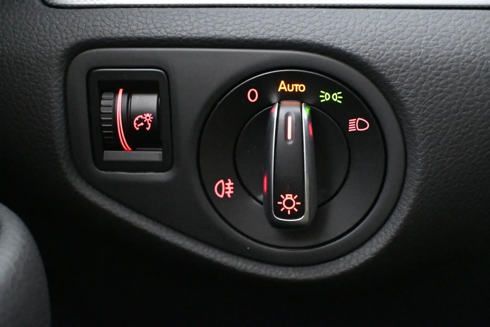 Car Image - 1JSgHGpLjeHgBlrSylNeNk