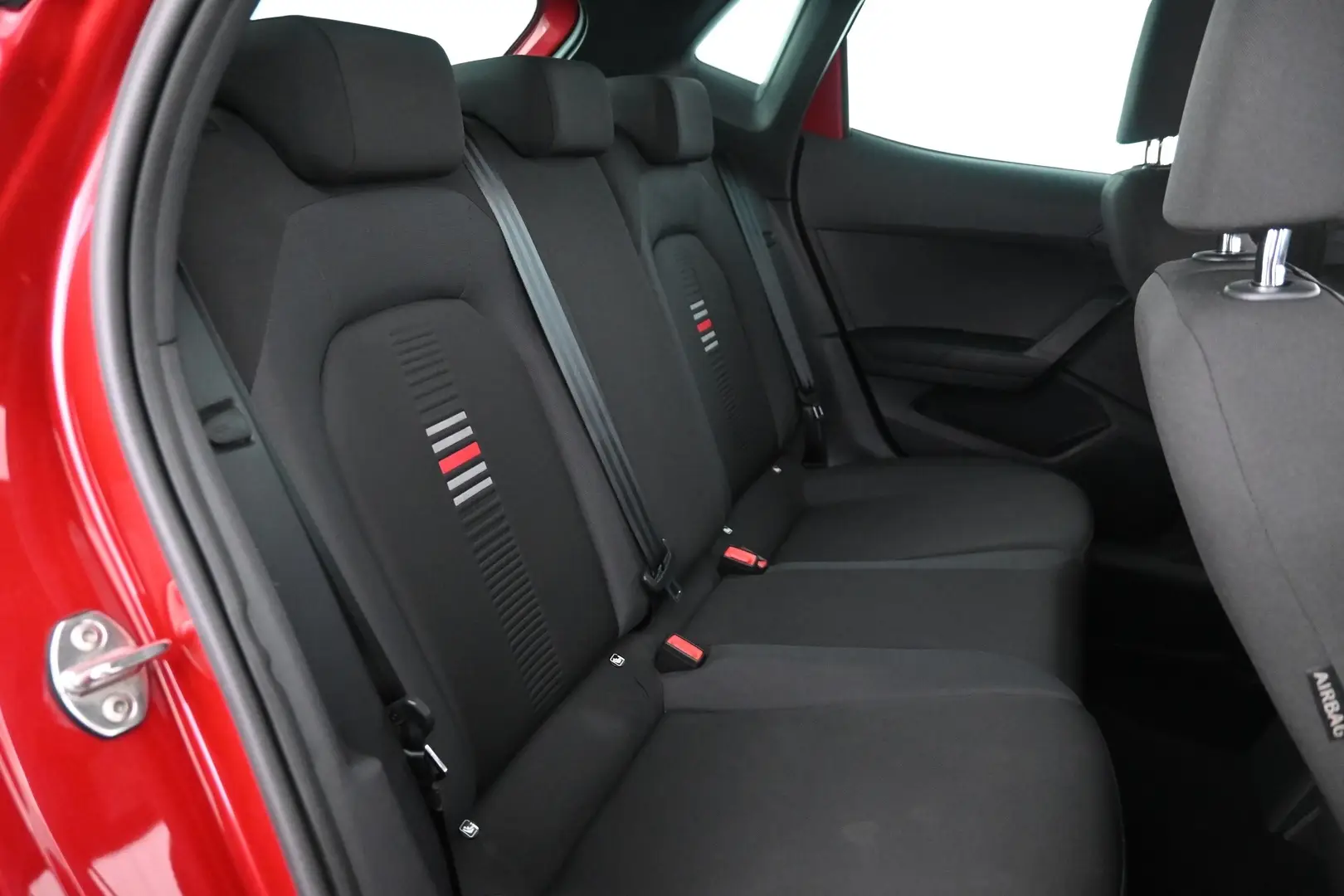 Car Image - CpVirCPwNrzqU8spvjy4T