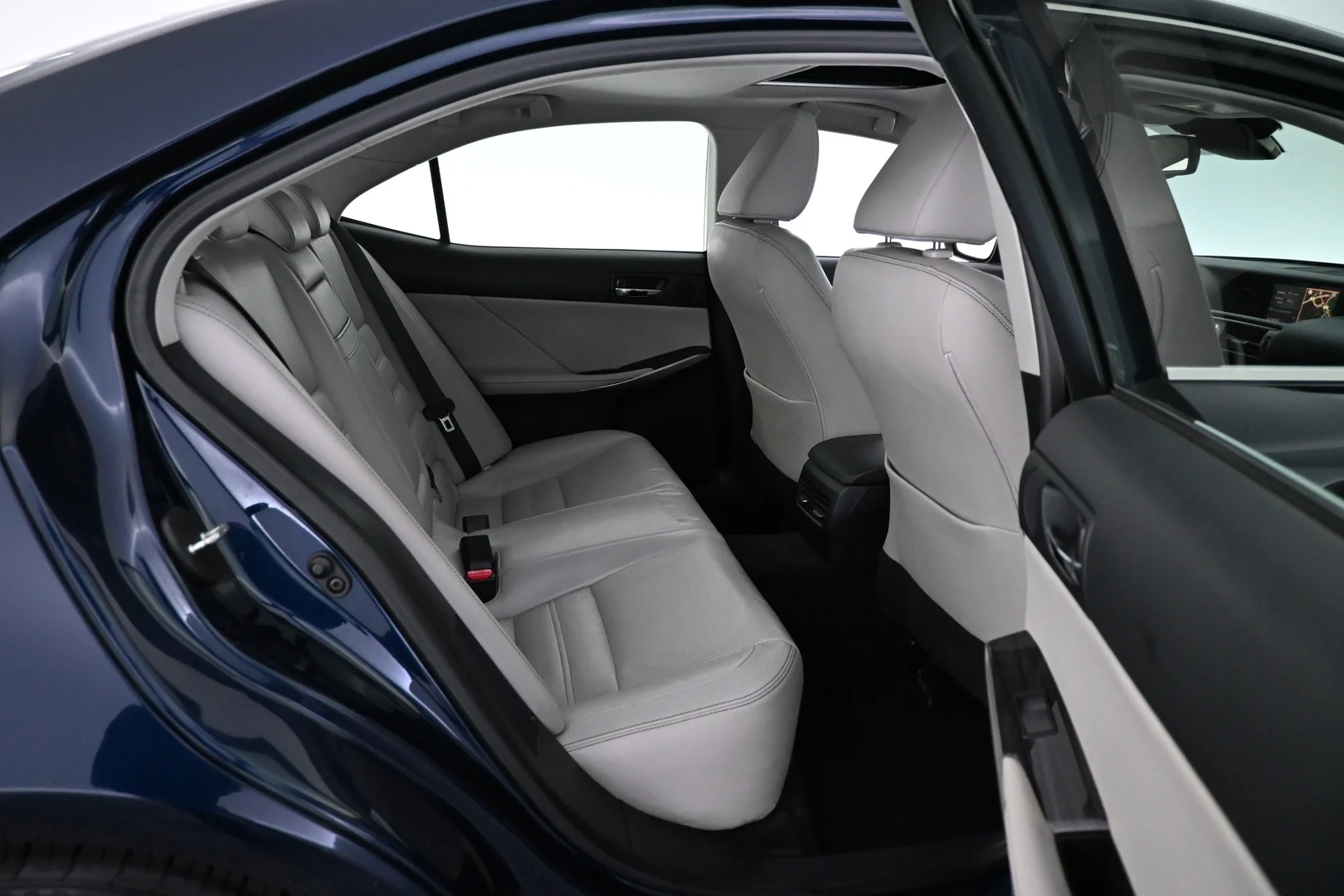 Car Image - 6nfeN7oxERpoqUbYsRz8oC