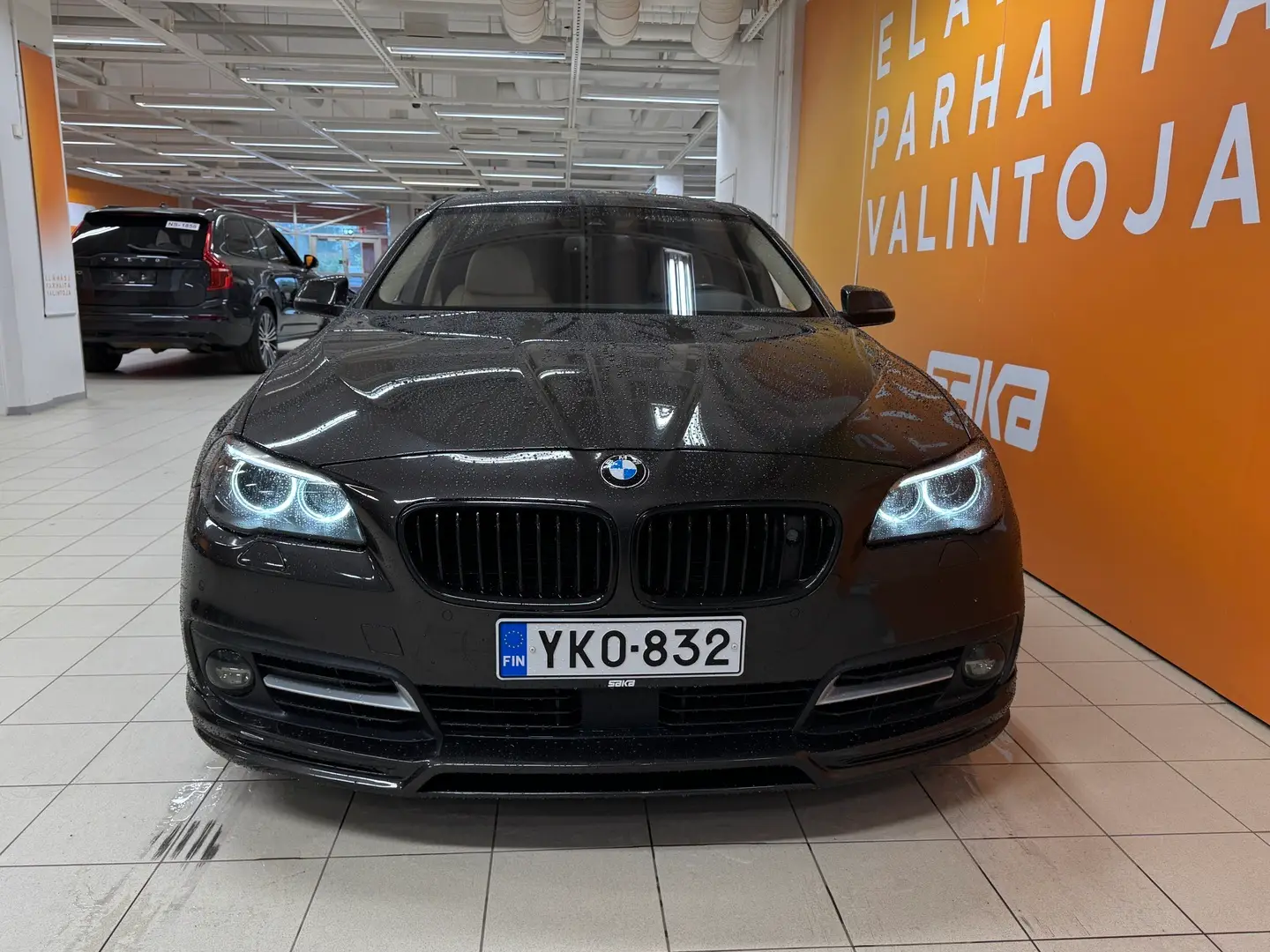 Car Image - 2QlVBRasV1XKM1xrVUv5nd