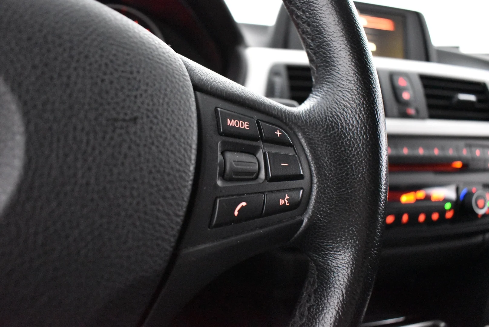 Car Image - 2xCSc2TnNGFVebVekClMSf