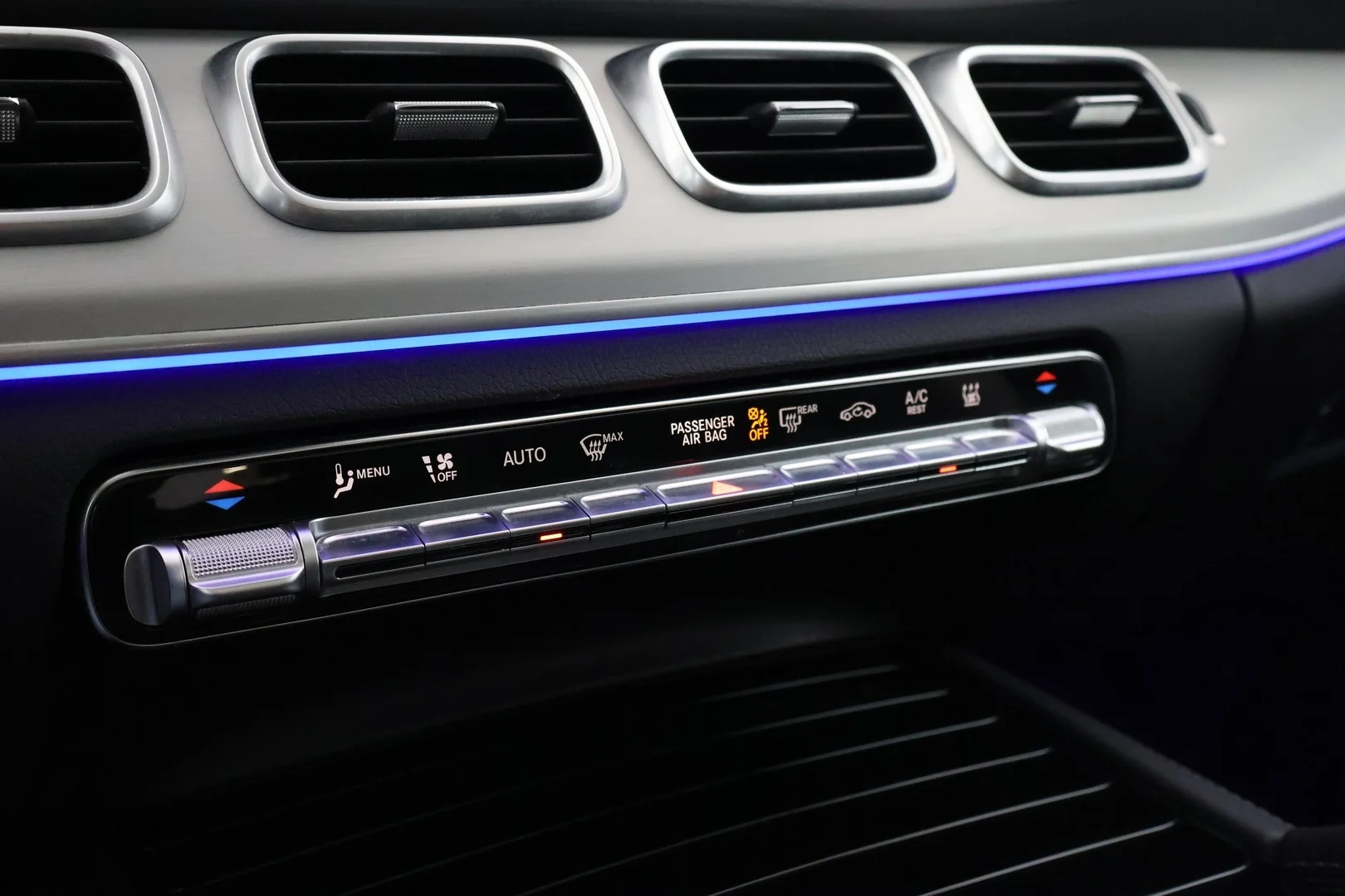 Car Image - 5vou8D39ZXgGYyjHpMGbuX