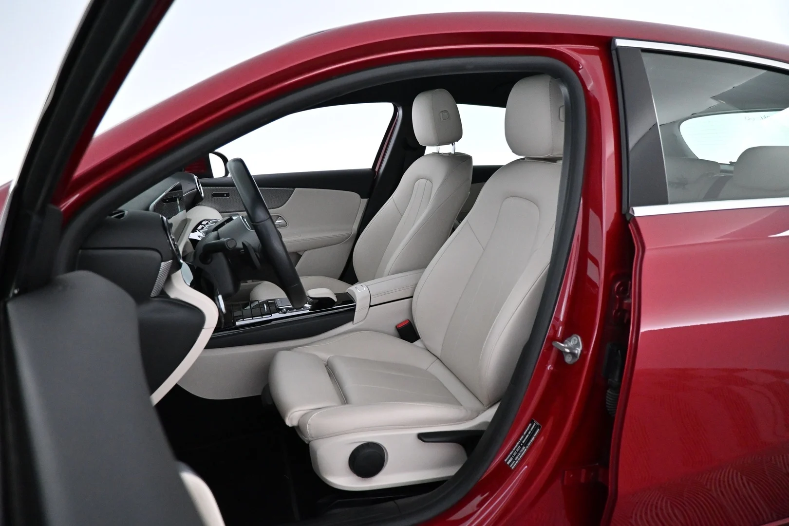 Car Image - 8bhIc7sBoCBueMNQpToYd