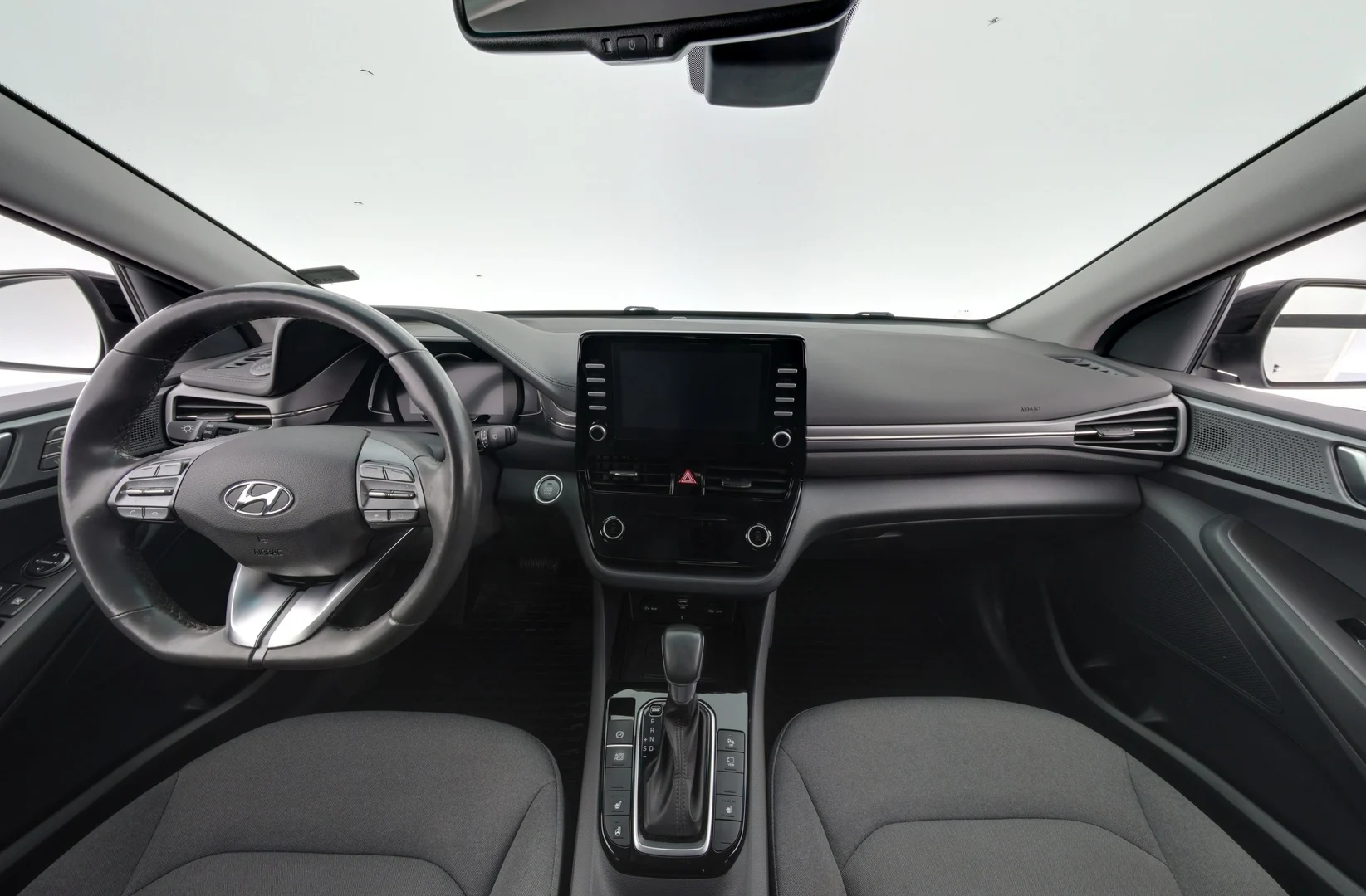 Car Image - 5mwU4eF3j9Q9k6GOh1XCaM