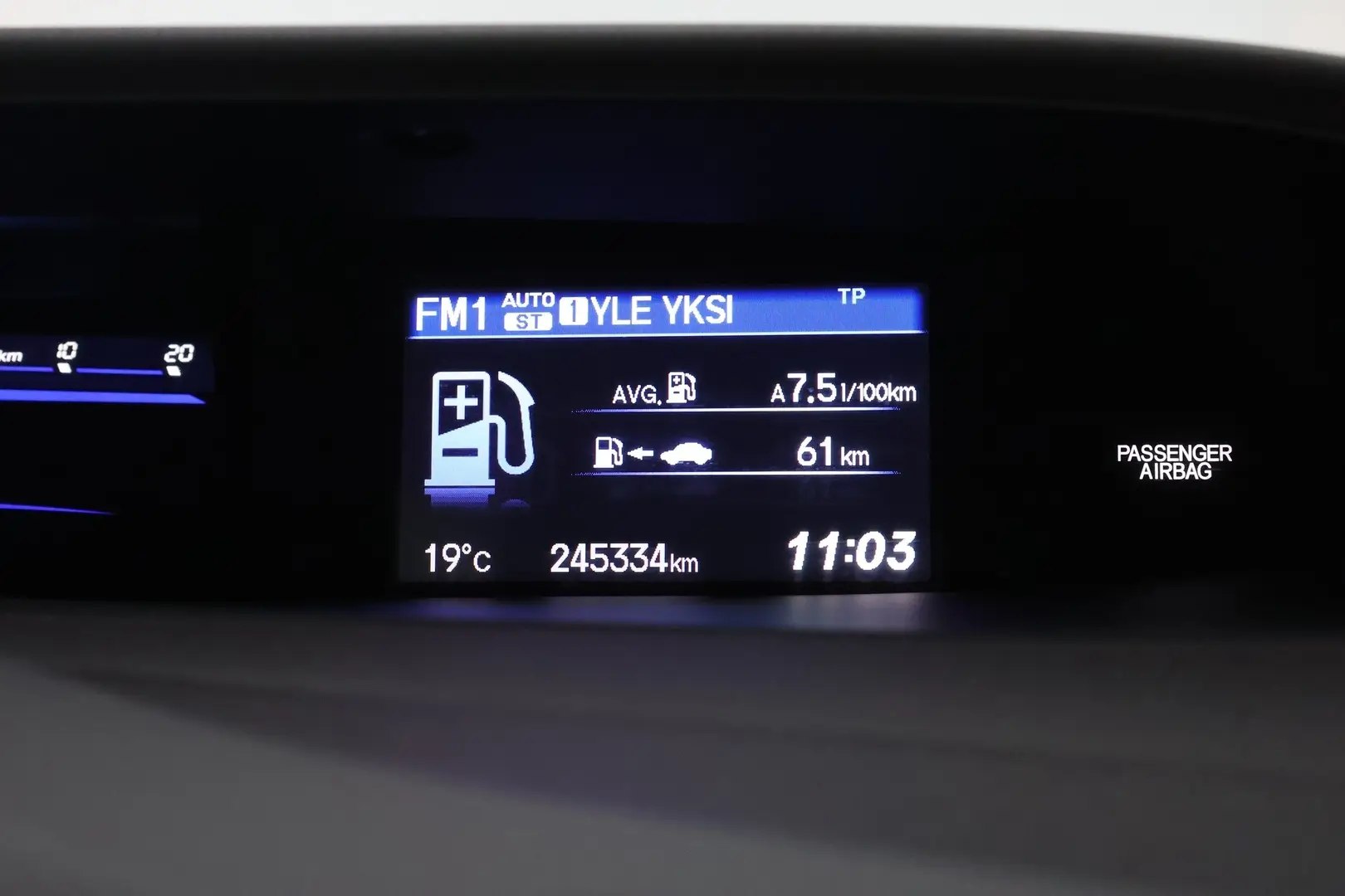 Car Image - 2bYbWG85PbLUVB0BaFHQb1