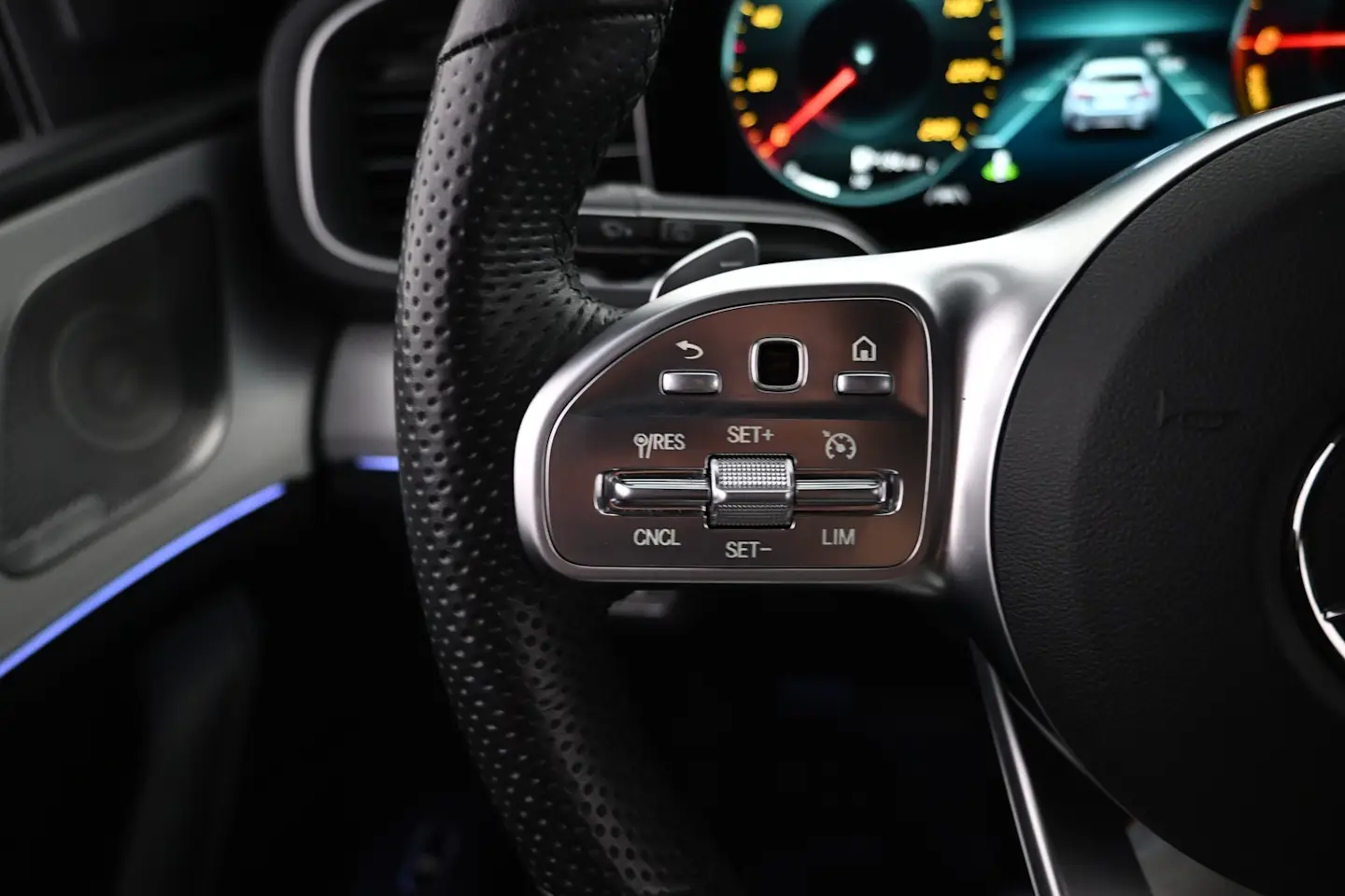 Car Image - 1sX3gko0gY3sIeLx3uAjLo