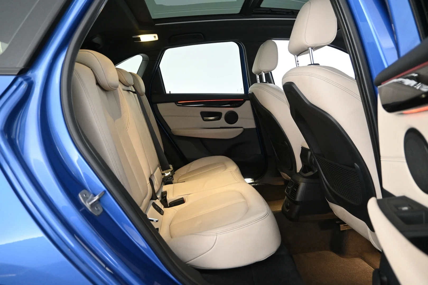 Car Image - 6yRCpd9iNMvvWCxgqn8SVe