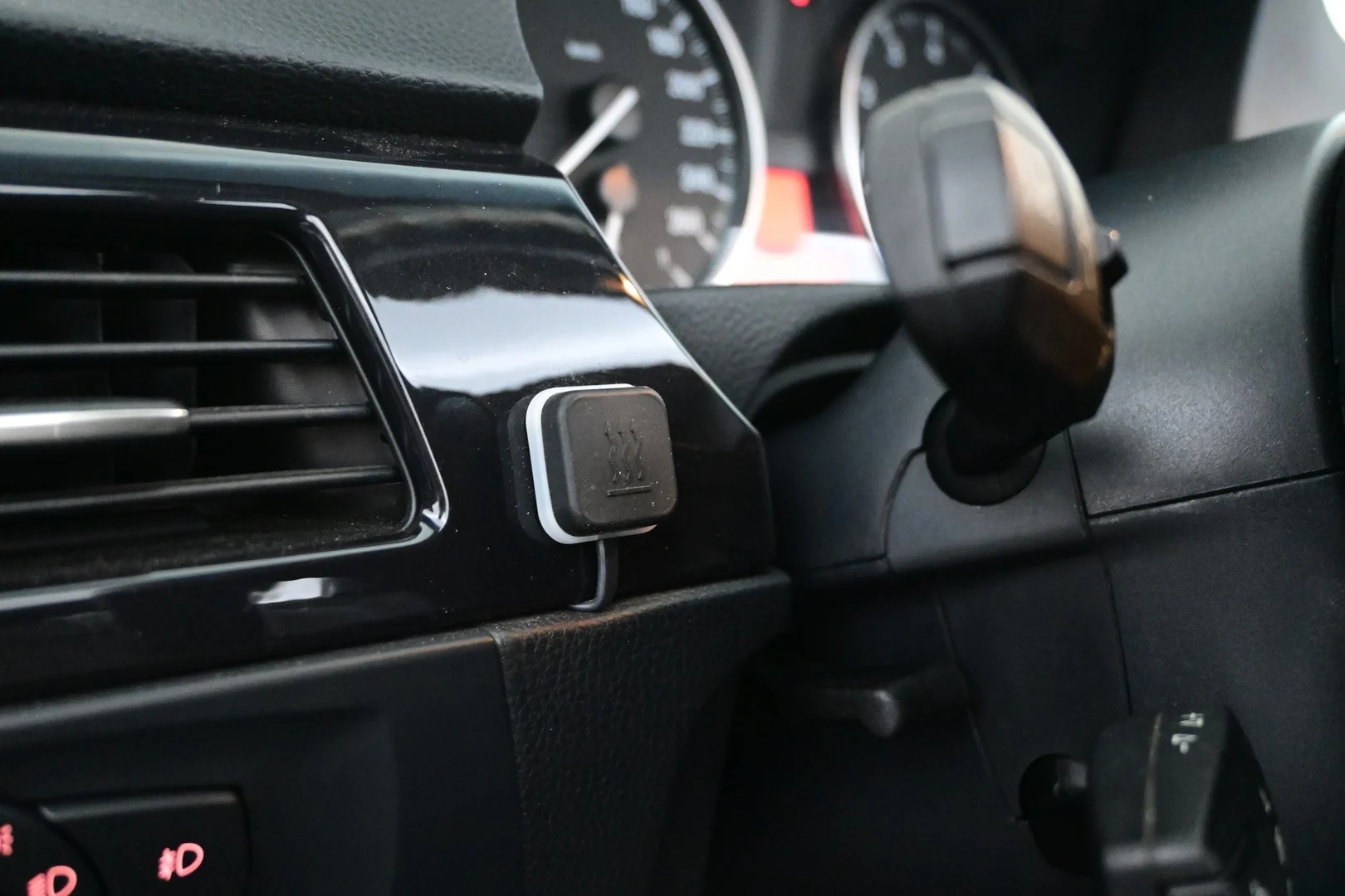 Car Image - aAPX3ZTVSTD913xkr6X7H