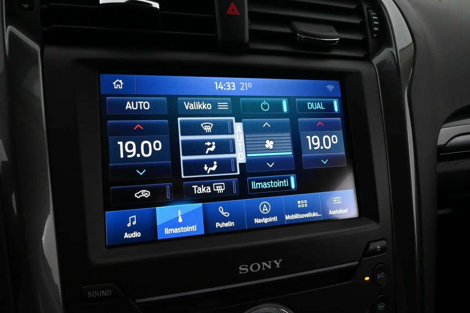 Car Image - vsaJnva9tDImxxAErayg4