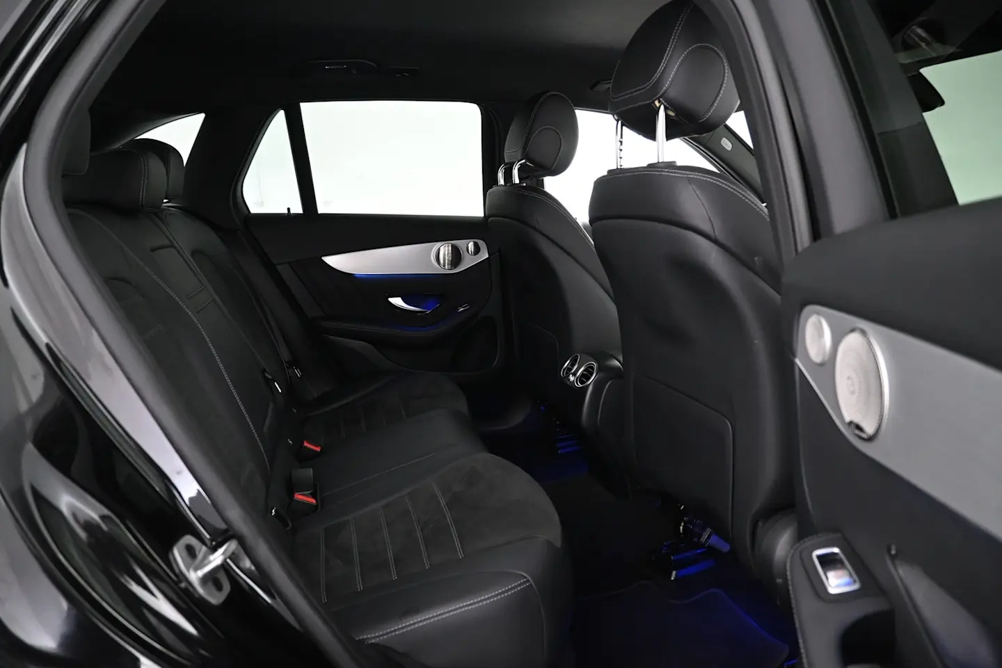 Car Image - 26r4CCzIWbsvgK97i25dRS