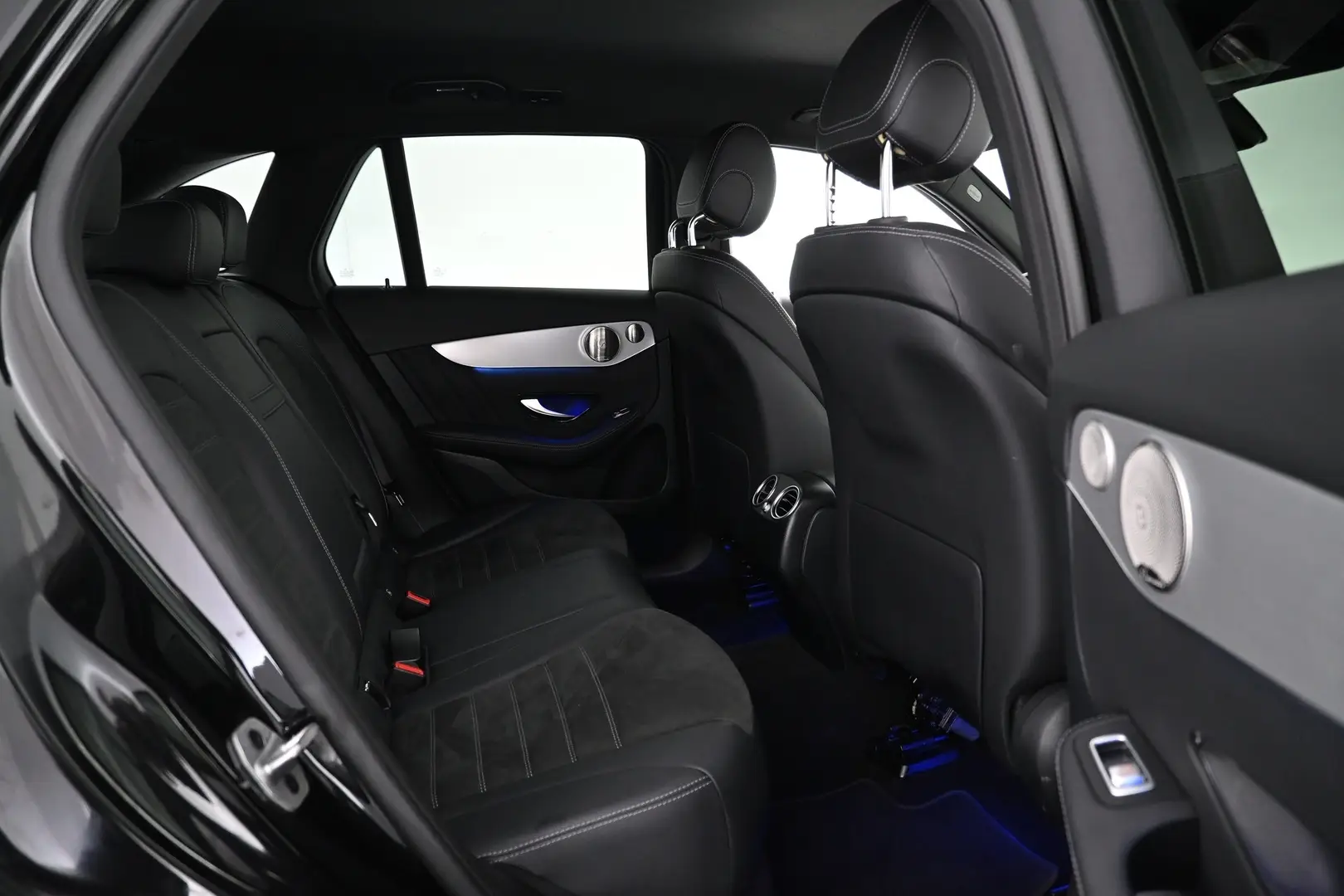Car Image - 26r4CCzIWbsvgK97i25dRS