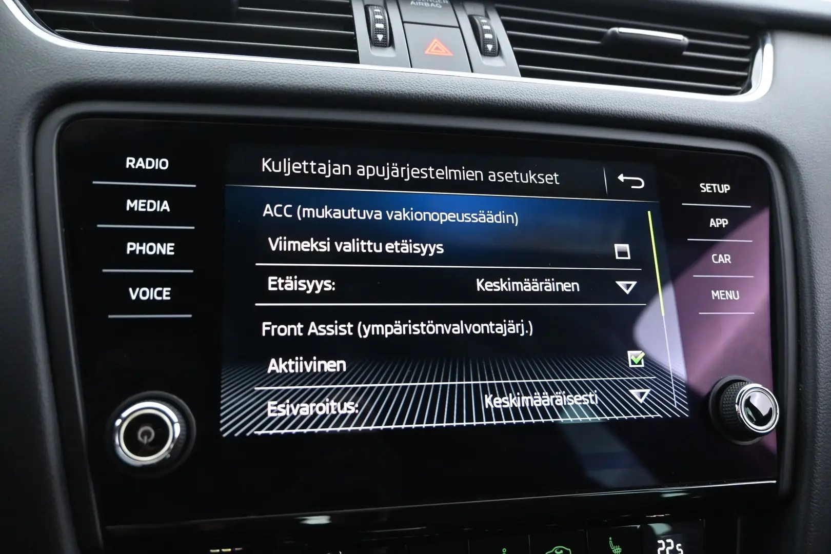 Car Image - 3MGzJsvGlkVOrc7hf8gCWB