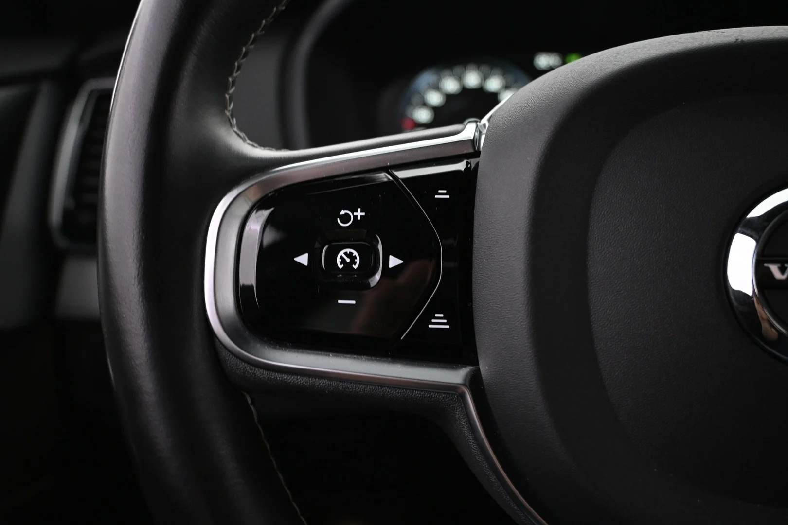 Car Image - 5jlMHhCNs6T3opcfltLOc2