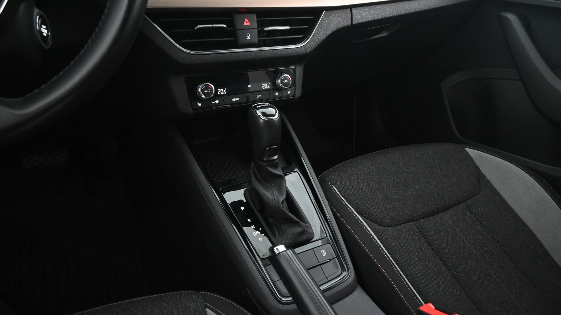 Car Image - 1kTOlQqih2G1MK4DM5FDDm