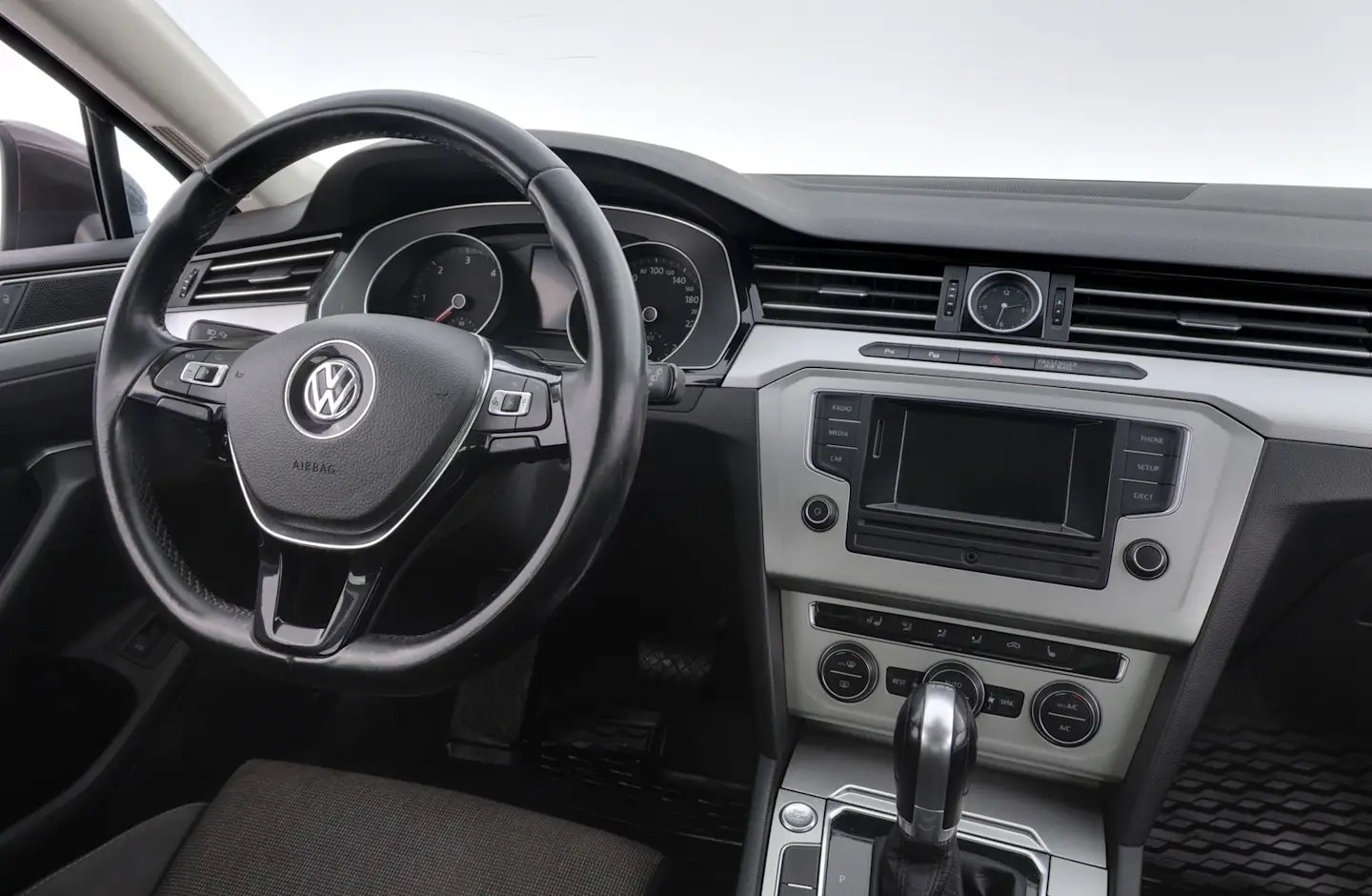 Car Image - 5Lk8D5xxhj55Hk9PhJi8Sb