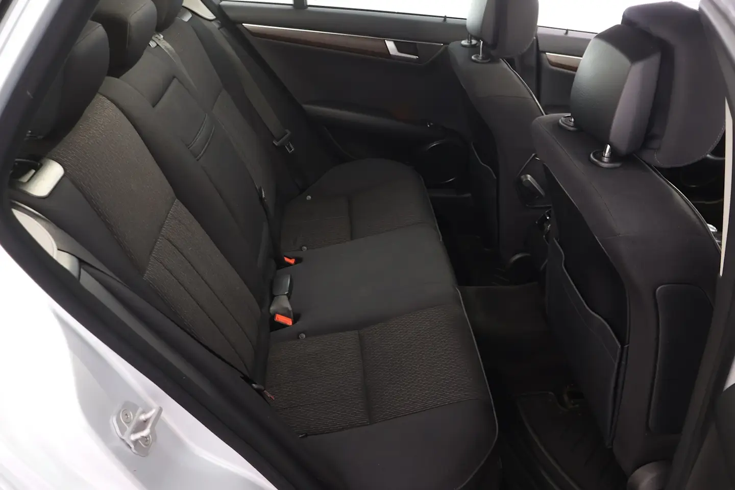 Car Image - 2nVkxbRWTzpZ7IR2moNT4Y