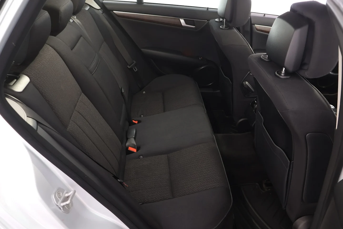 Car Image - 2nVkxbRWTzpZ7IR2moNT4Y