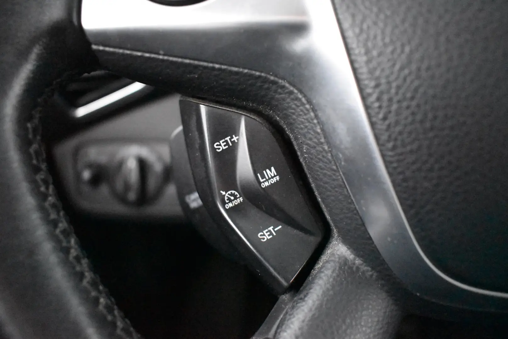 Car Image - 76NWODxWmvEn2yBmy4RUSK
