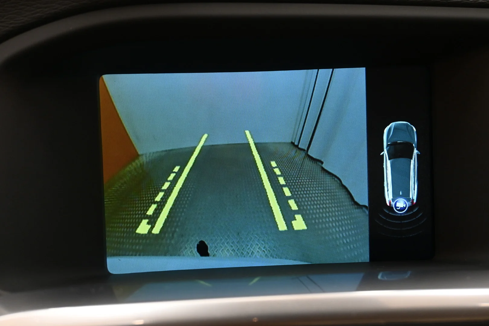 Car Image - 7mn8quq9DwT8kngozPDzW7