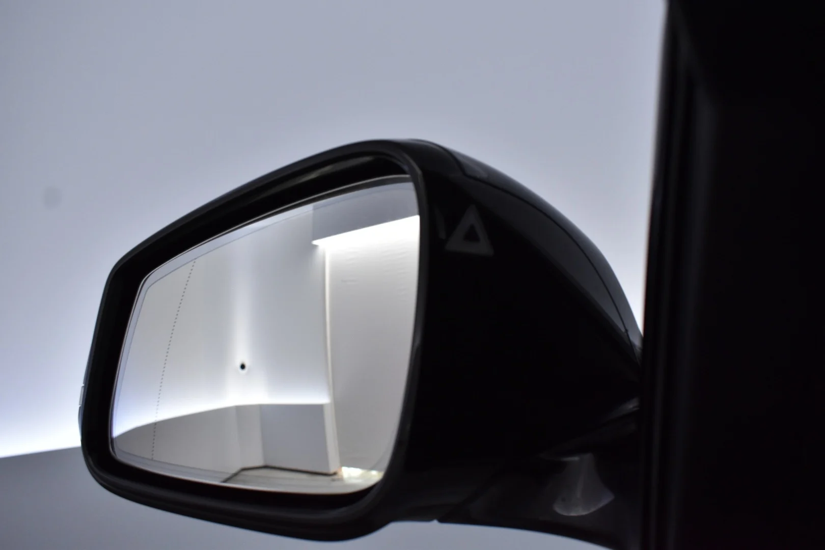 Car Image - 5TT6QbM6mIShtSFeP7IjMS