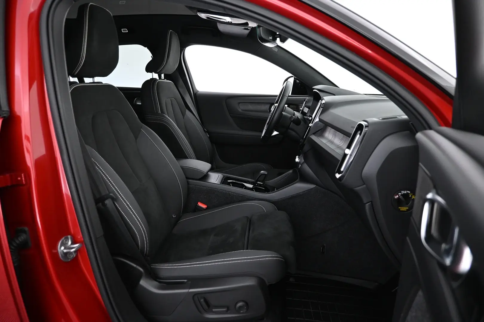 Car Image - 2KMtdDQWQxyVx5PM4By2IC