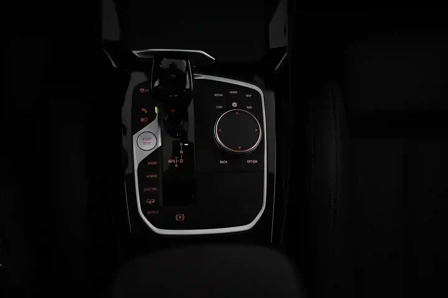 Car Image - 7wr95FDV3XKK4cwHYA16mP