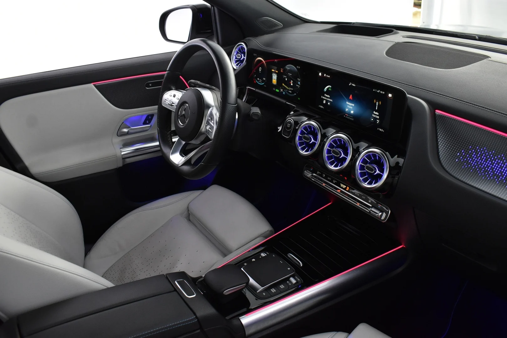 Car Image - 1VVolDEw4mGCXEQj9h54lW
