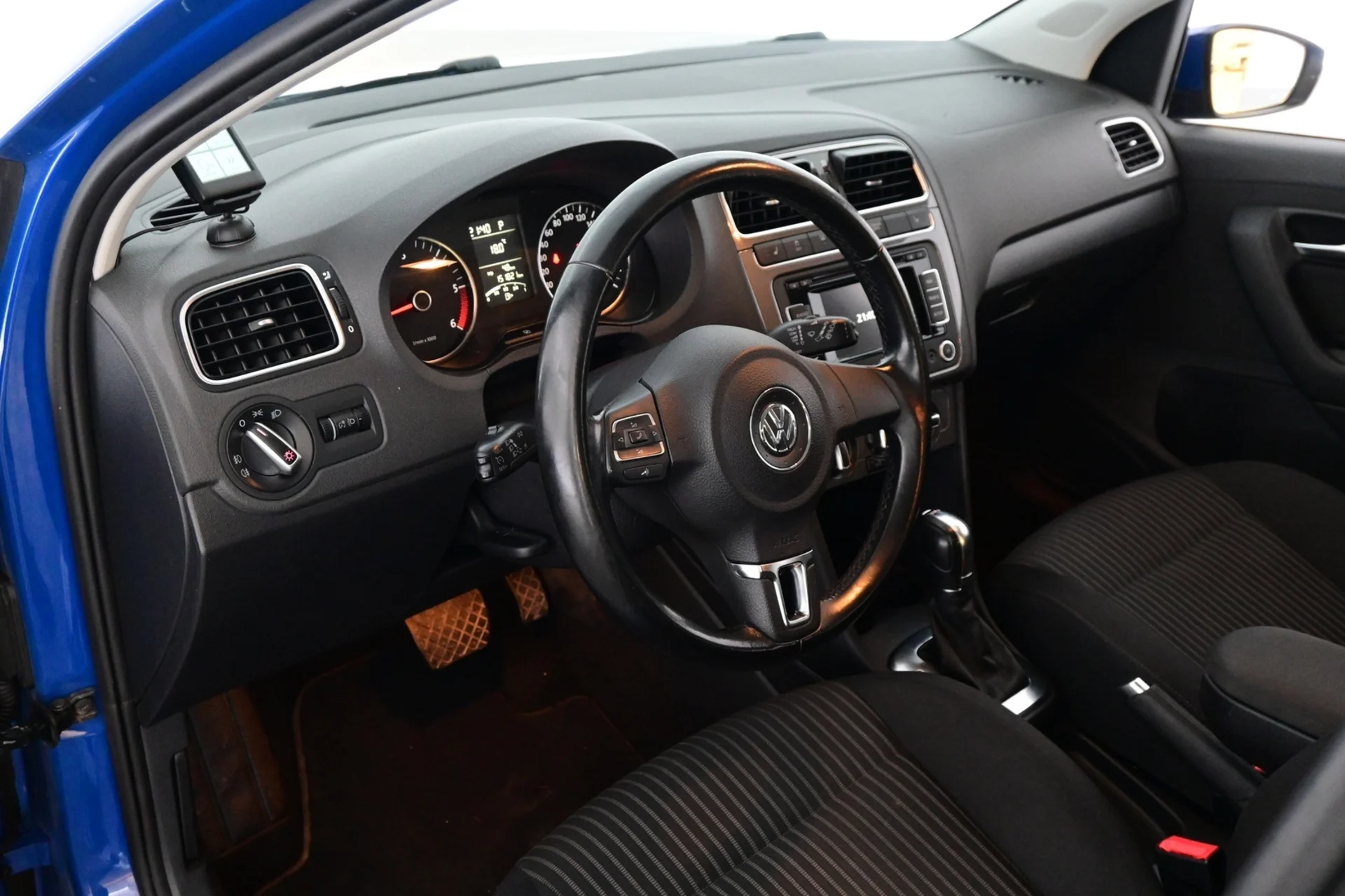 Car Image - nYlDXx6k5p3aX4a8ZMxt0
