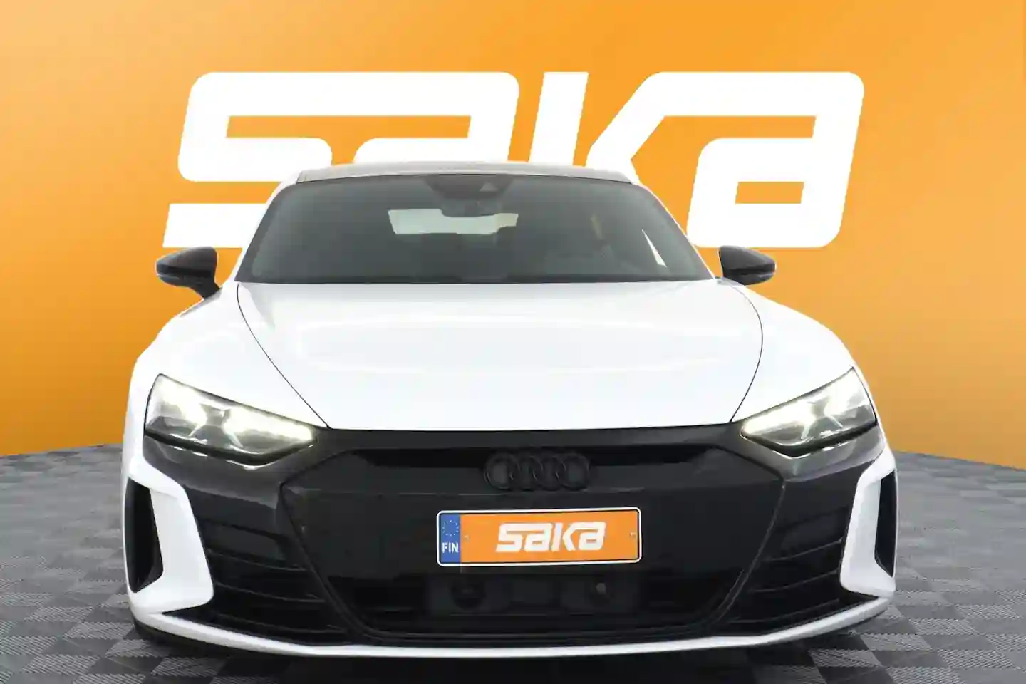 Car Image - 1dnZDa7Gf26mg8YeYR7d3u