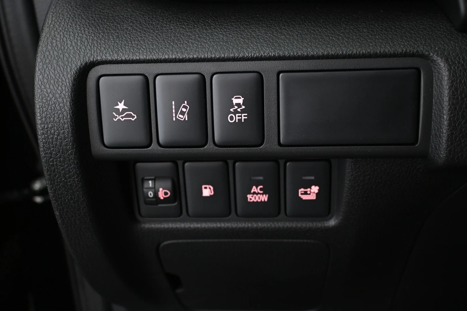 Car Image - 1Y8lzCSOTFYQW26I0Qdvr0