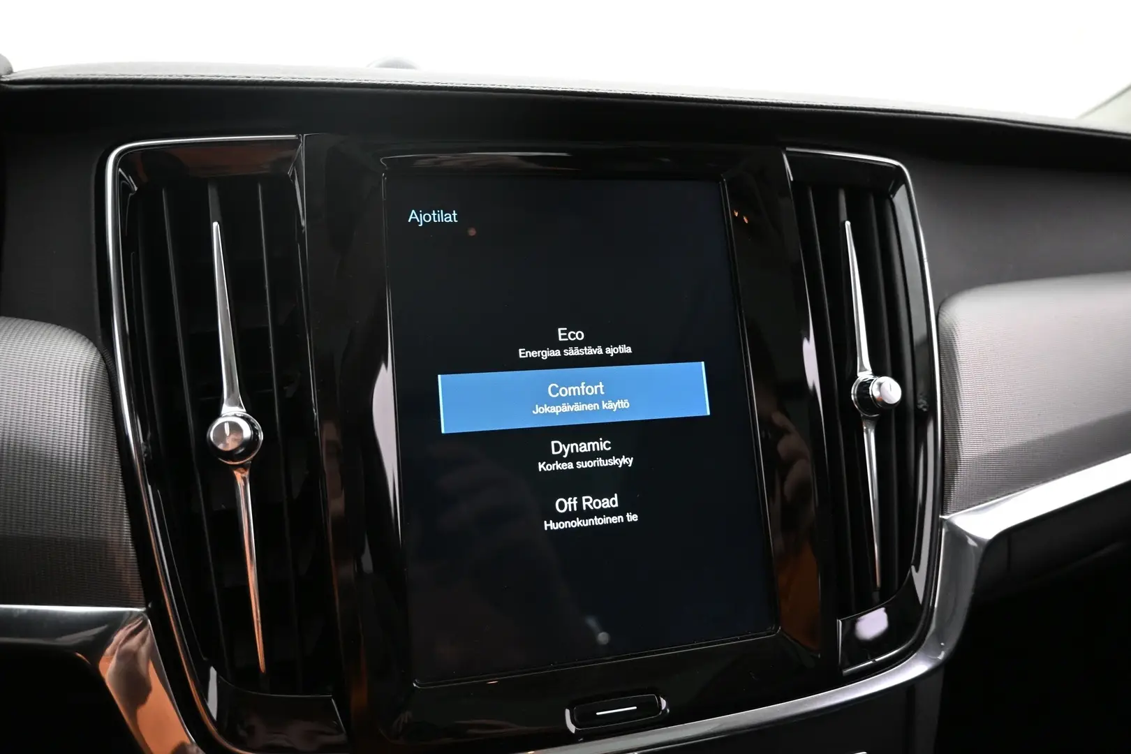 Car Image - 77U1GpAtmasqKry9eFQ1eU